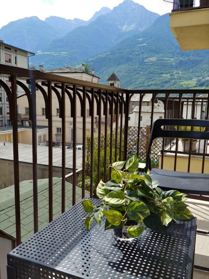 L'Atelier Du Temps - Domotico Apartment Aosta Exterior photo