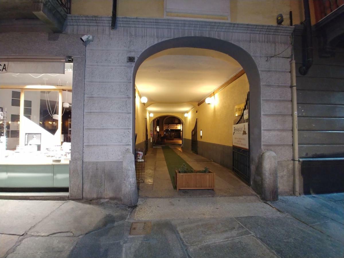 L'Atelier Du Temps - Domotico Apartment Aosta Exterior photo